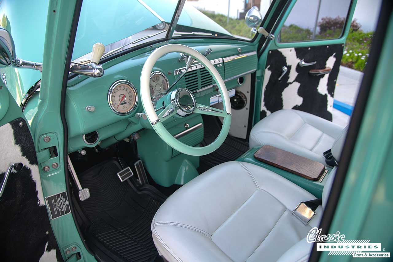 1950_Chevy_3100_Truck_Seats_and_Dash