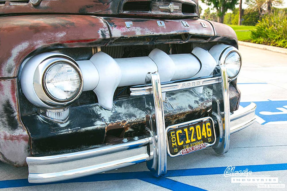 1952-Ford-F1-grille 1000 px