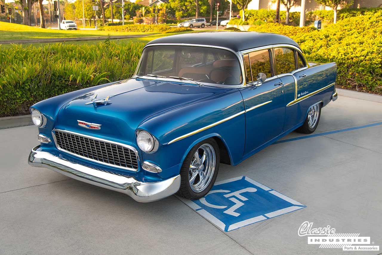 1955_Bel_Air_150_Blue_Three_Fourth_Front_Lead