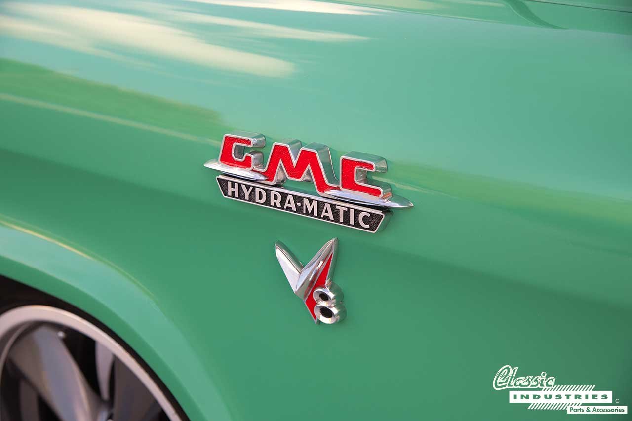 1955_GMC_100_Series_Sage_Green_GMC_Hydramatic_V8_Emblems