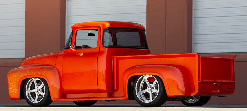 Ford_truck_history_1956_F100