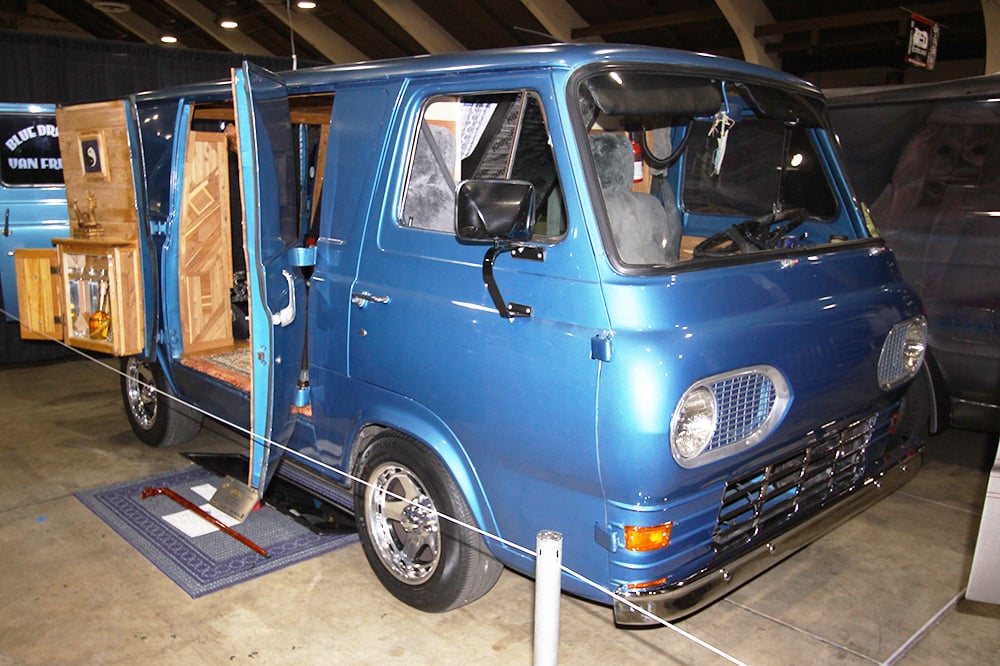 1963 Ford Econoline van