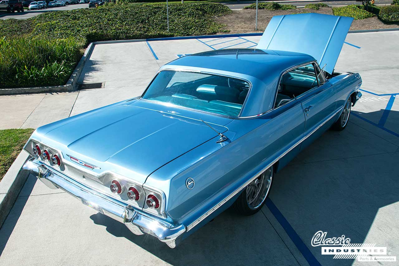 1963Impala_rear-hood-up