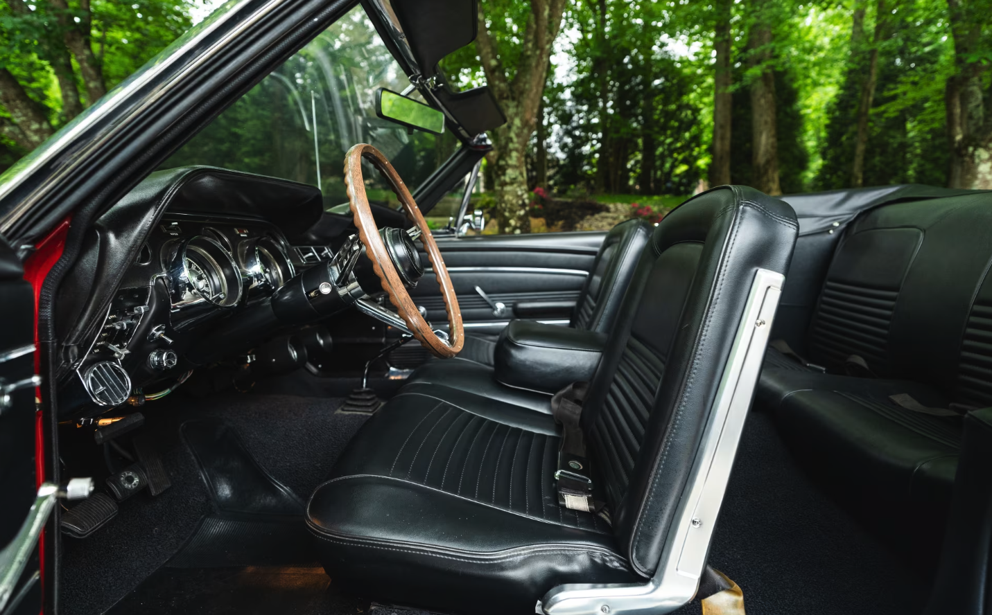 1967-Mustang-vin-decoder-seats