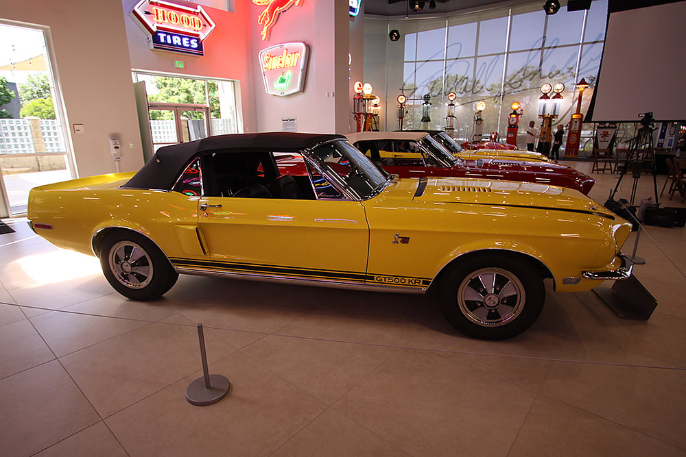 1968 Shelby GT500 yellow