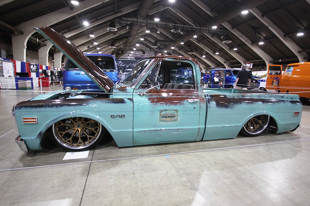1969 Chevy C10 side slammed