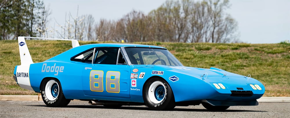 1969 Dodge Daytona 88 side 200 mph copy