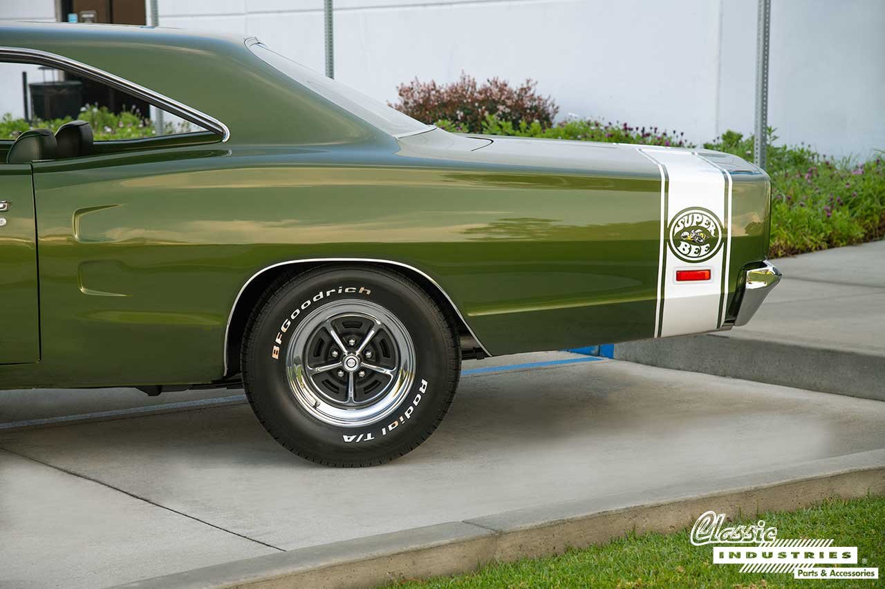 1969_Dodge_Super_Bee_F8_Green_Drivers_Side_QTR_Panel_Super_Bee