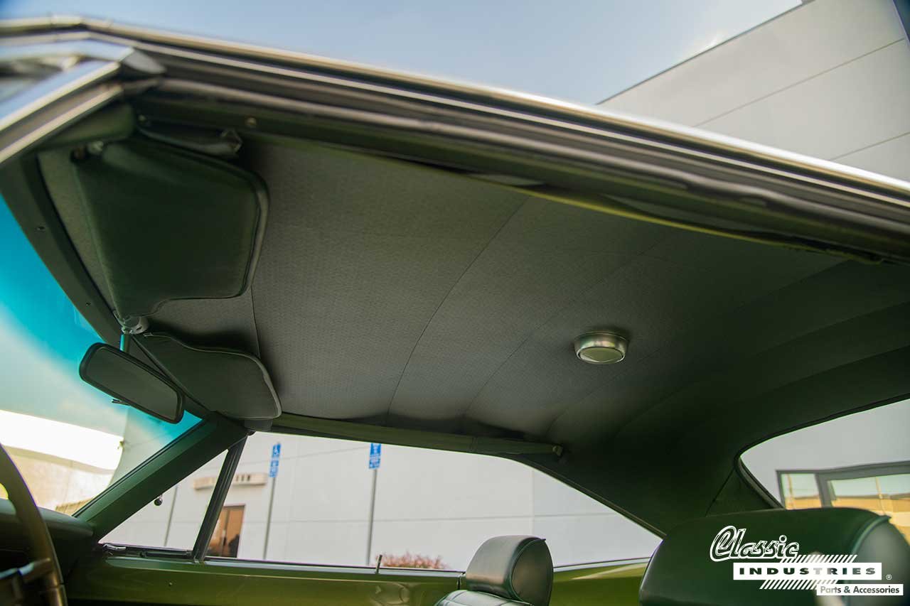 1969_Dodge_Super_Bee_F8_Green_Headliner