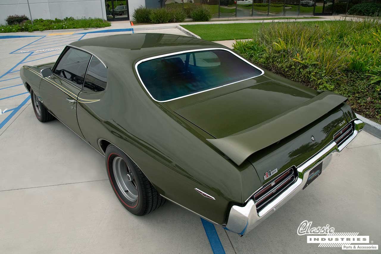 1969_Pontiac_GTO_Verdugo_Green_Three_Fourth_Rear