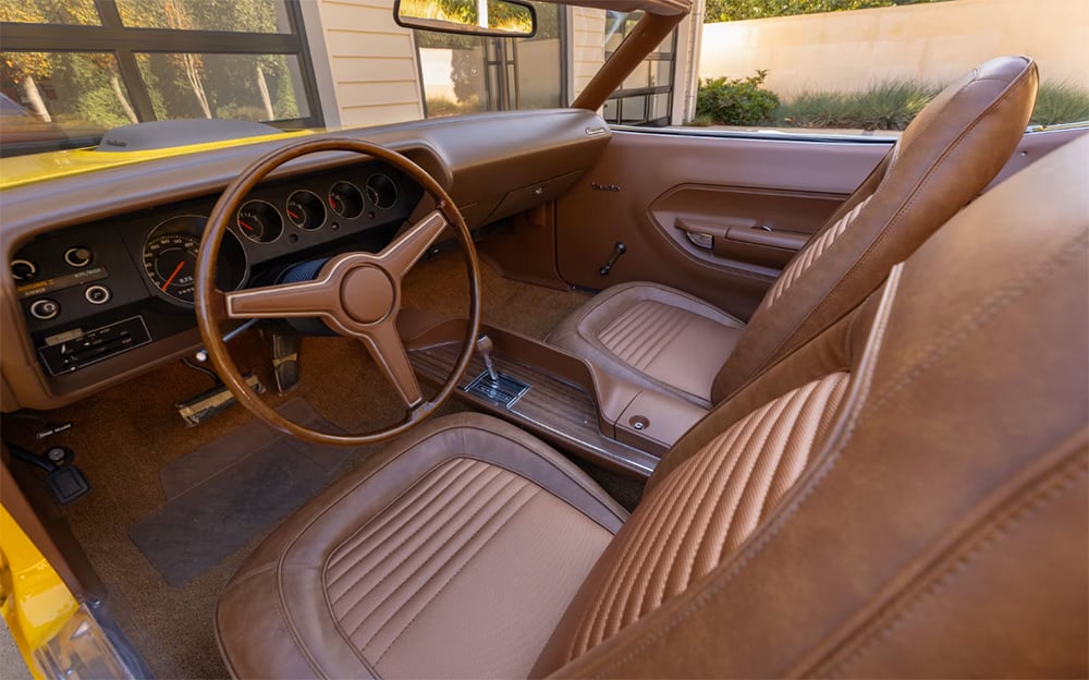 1970 Hemi Cuda tan vinyl interior copy
