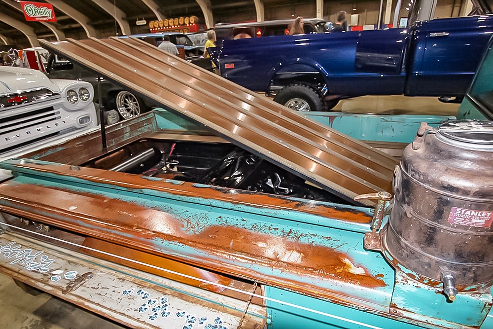 1972 GMC C15 compartment copy