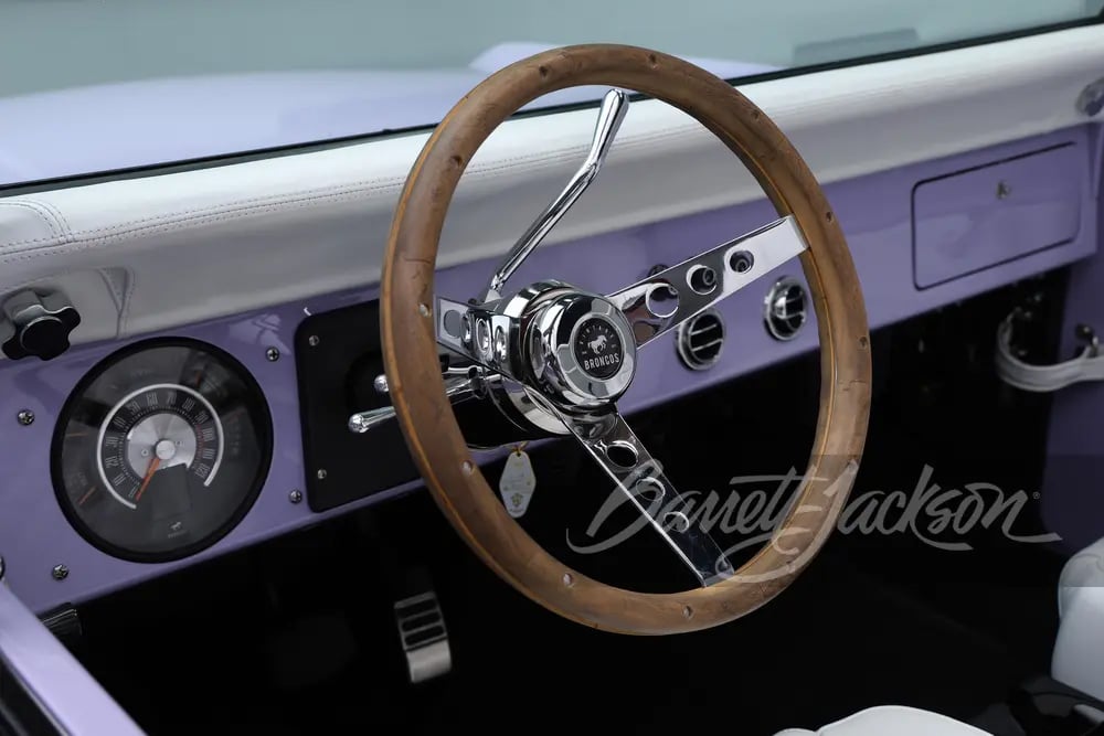 1976 Ford Bronco steering wheel copy
