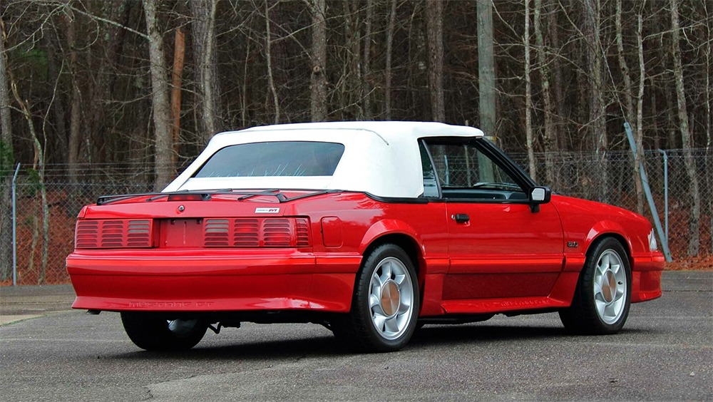 Fox-body-Mustang-history-design-years-88-gt-louvers