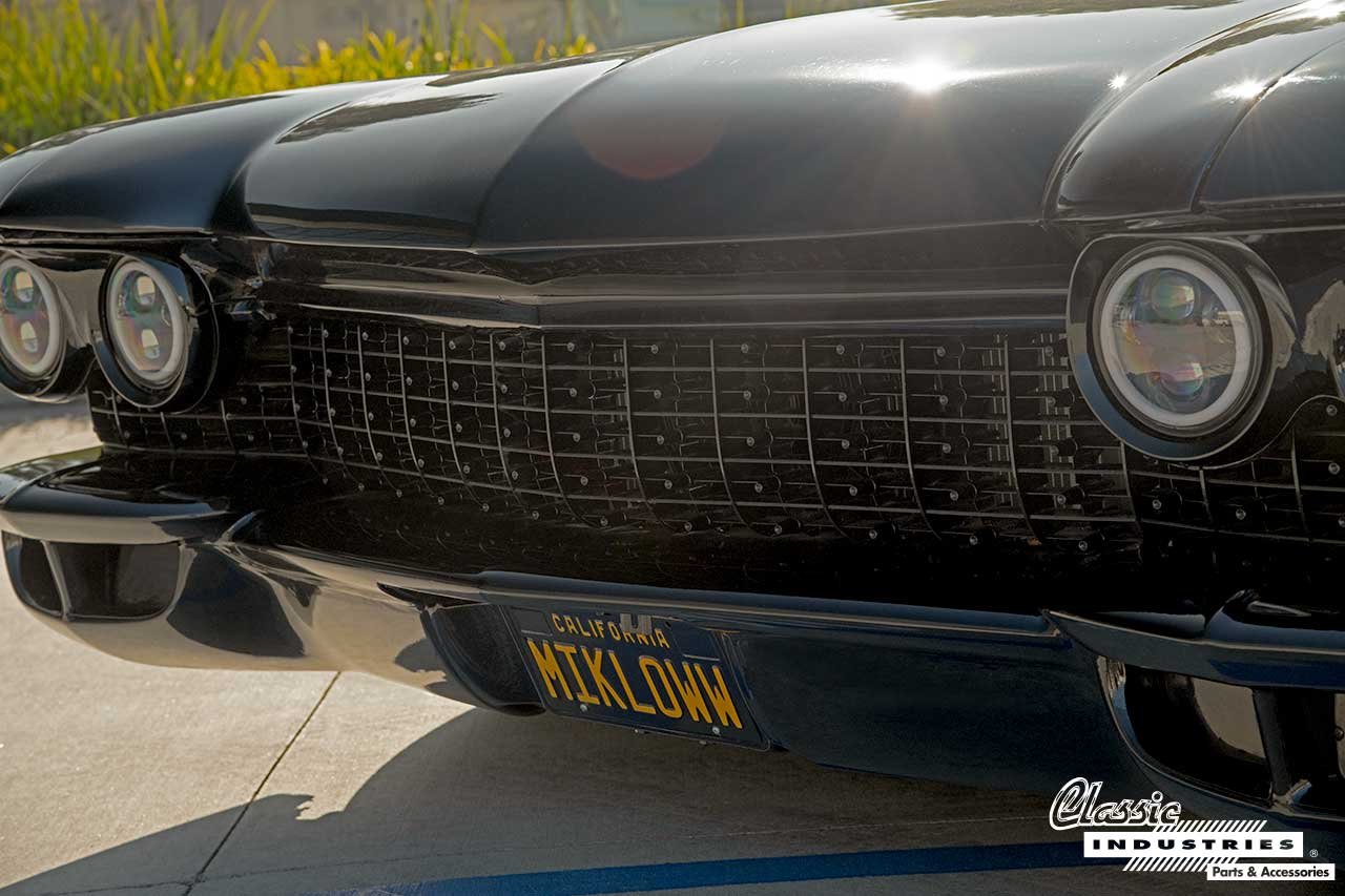 60-Cadillac-Black_Grill