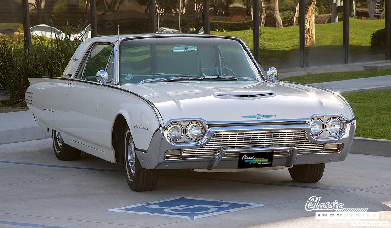 61_Ford_Thunderbird_Cream_Three_Fourth_Front_Lead