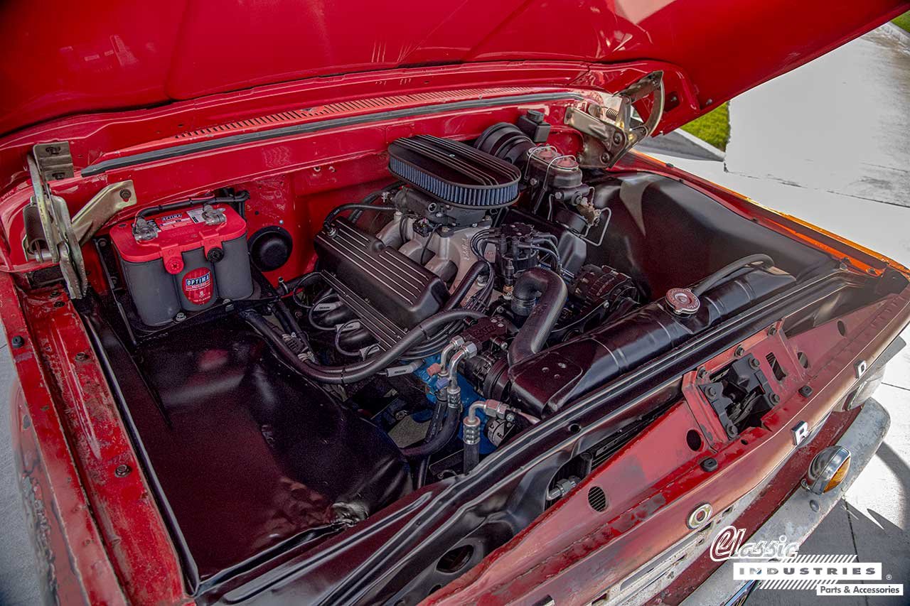 64_Ford_Red_D100_Truck_Engine