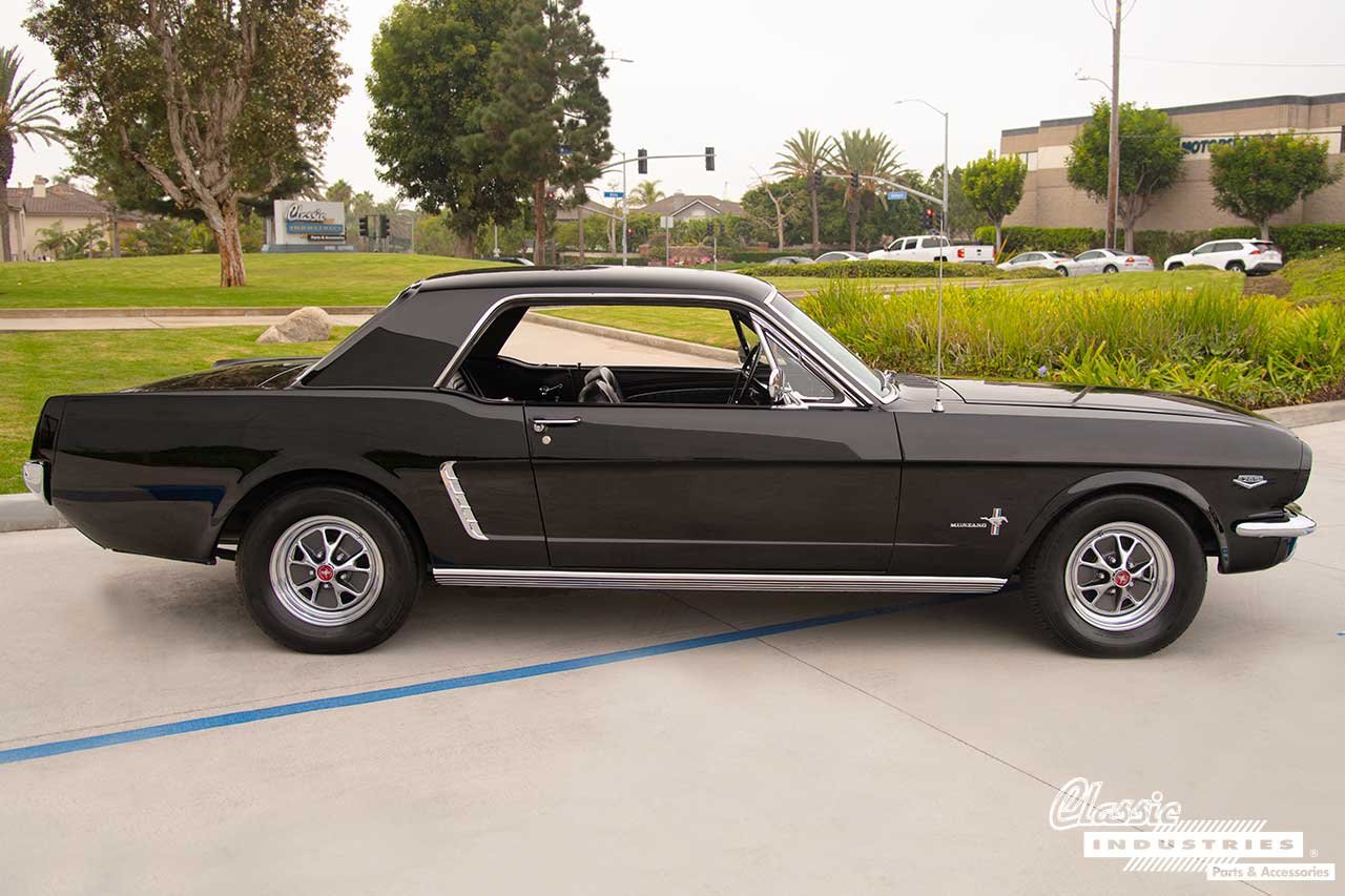 64_K_COde_Mustang_Side_View