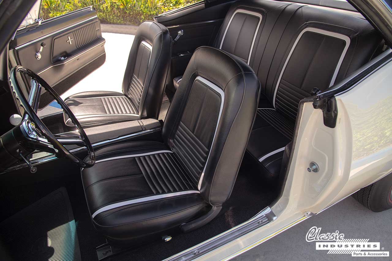 67_Camaro_SS_CapriCream_Seats