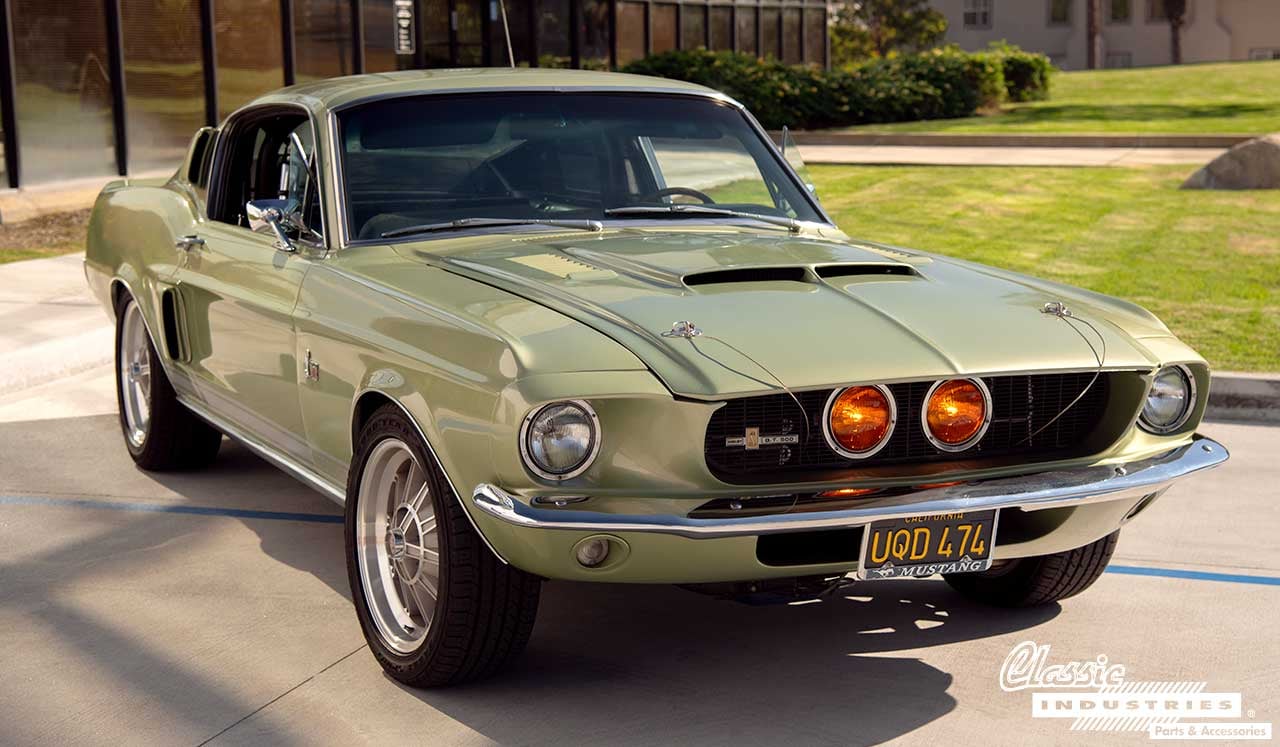 67_Mustang_GT500_Green_3-4Front