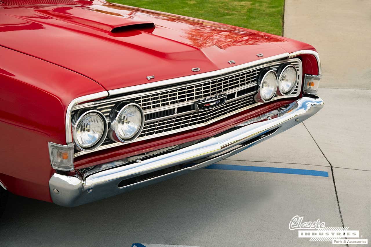 68_Ford_Red_Ranchero_Grille