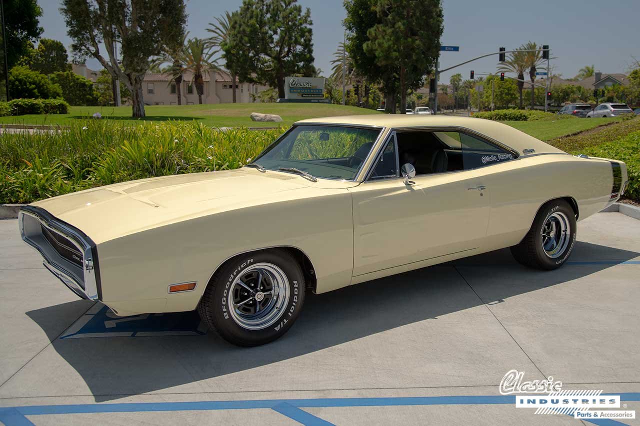 70_Charger_Cream_Yellow_Drivers_Side