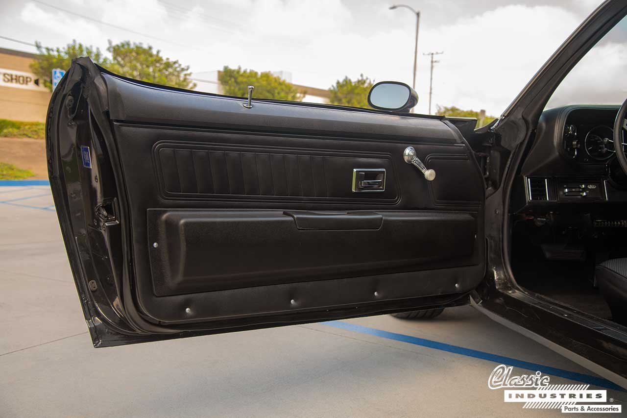 71_Camaro_SS_Black_Door_Panel