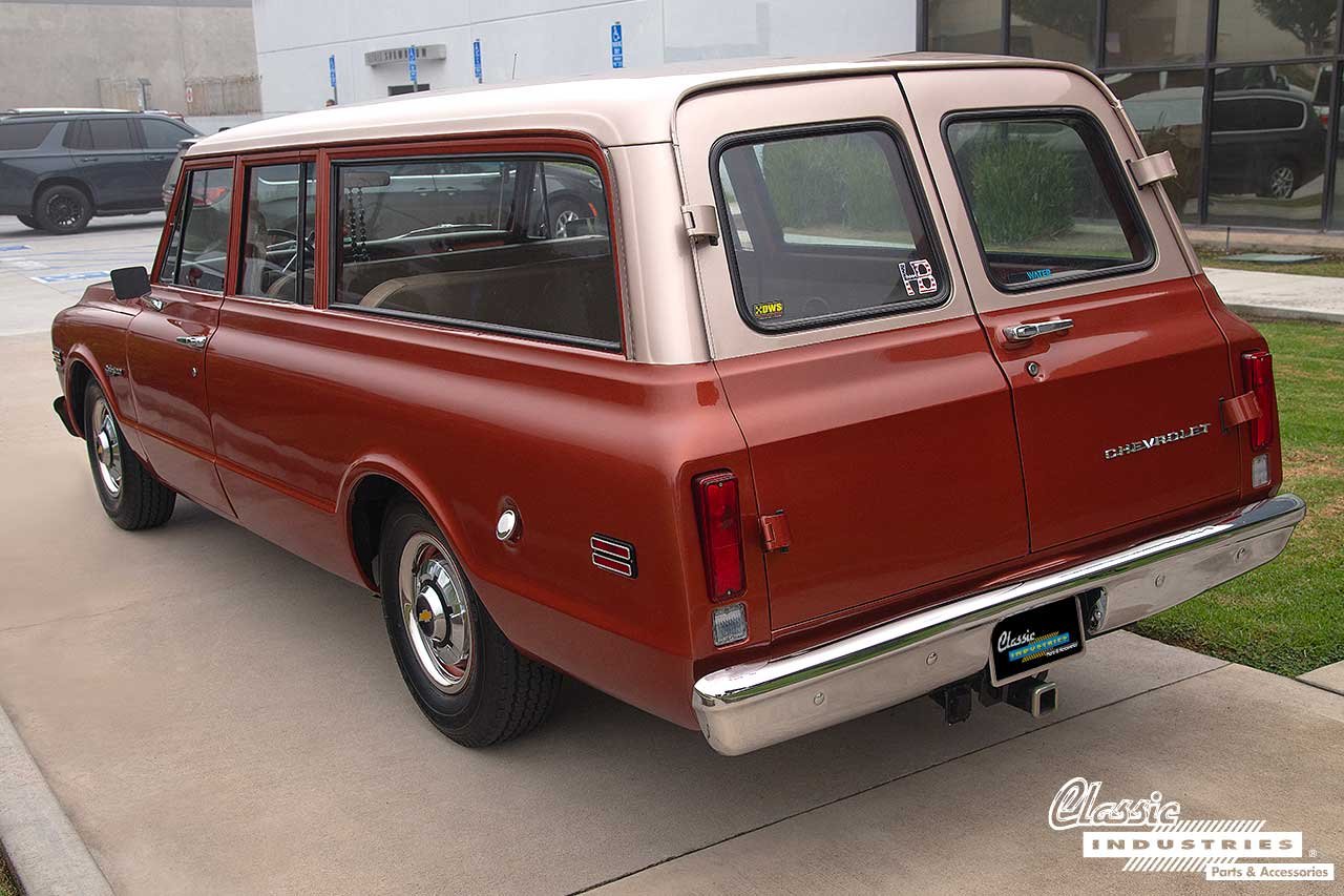 72_Chevy_Suburban_Three_Quarter_Rear