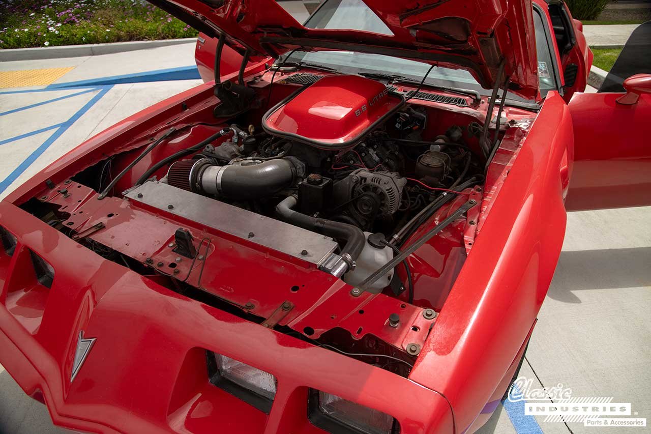 79_Red_Pontiac_Trans_Am_Evan_Rose_Engine
