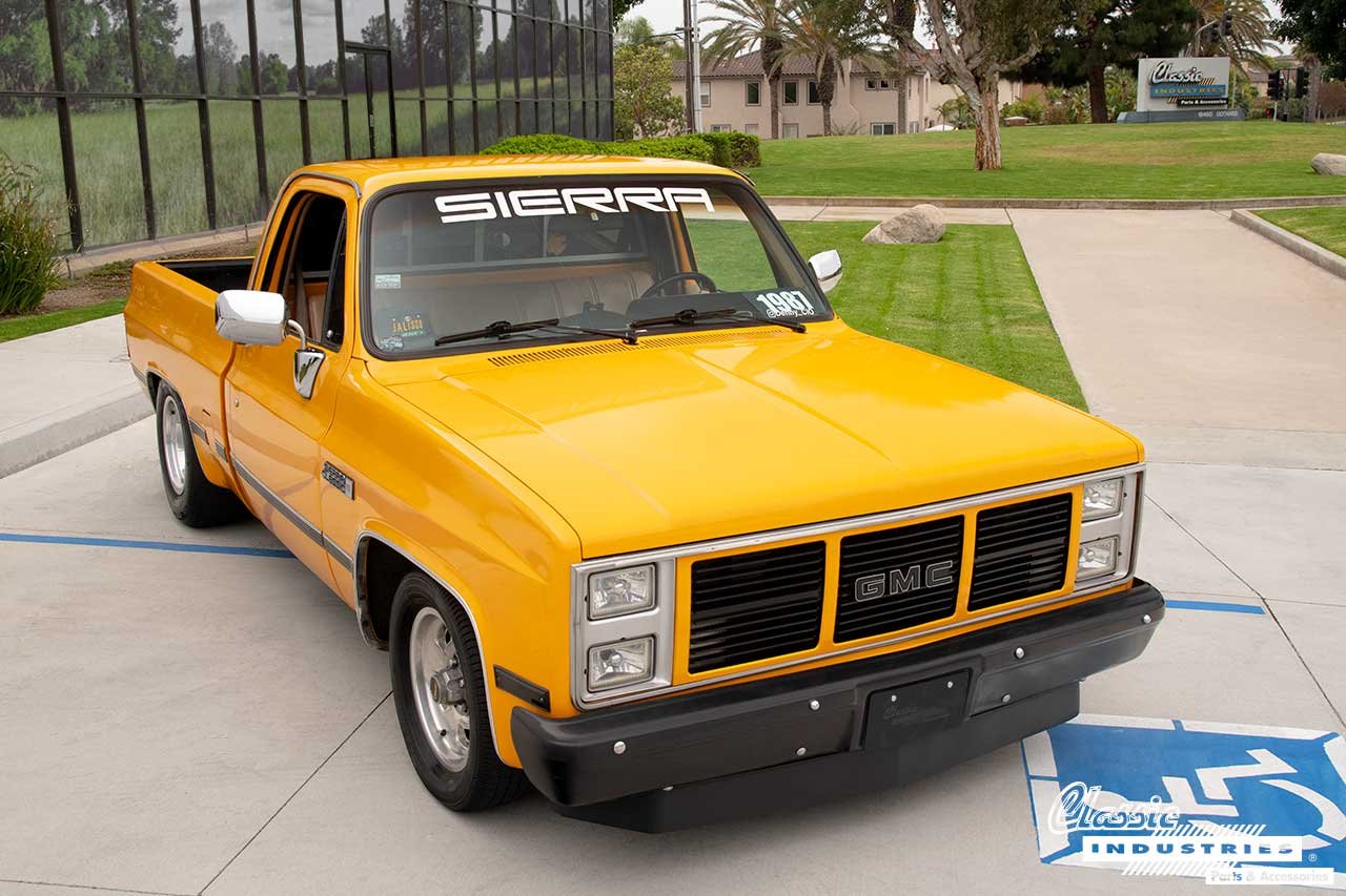 87_GMC_Rio_Yellow_Three_Fourth_Front