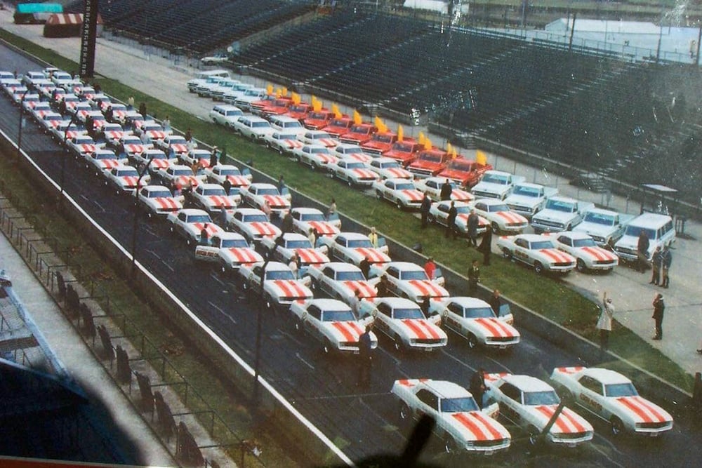 1969_Camaro_Pace_Car_grid