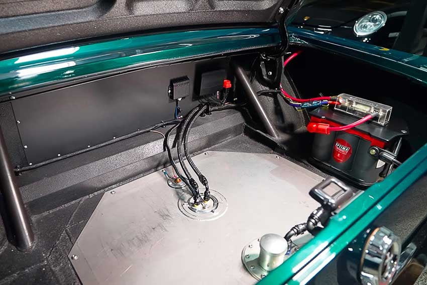 AutotopiaLA-65-Mustang-408-Windsor-6