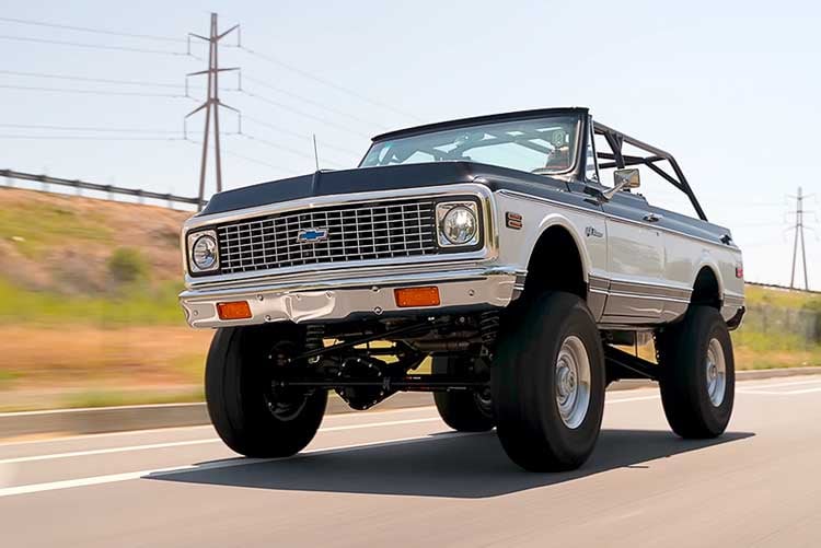 autotopiala-72-k5-blazer-lifted-1