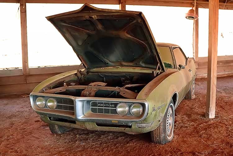 hagerty-barn-find-68-firebird