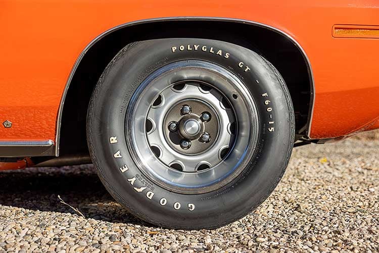 hemmings-1971-cuda-440-convertible-3