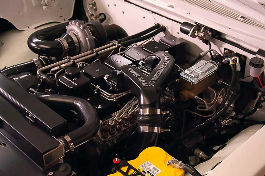 jay-leno-garage-1991-dodge-ram-cummins-07