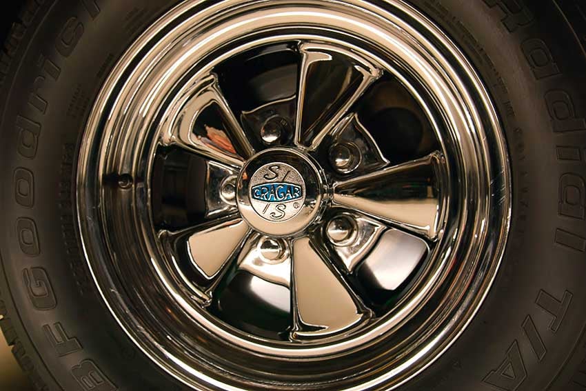 jay-leno-garage-mannix-dodge-dart-7