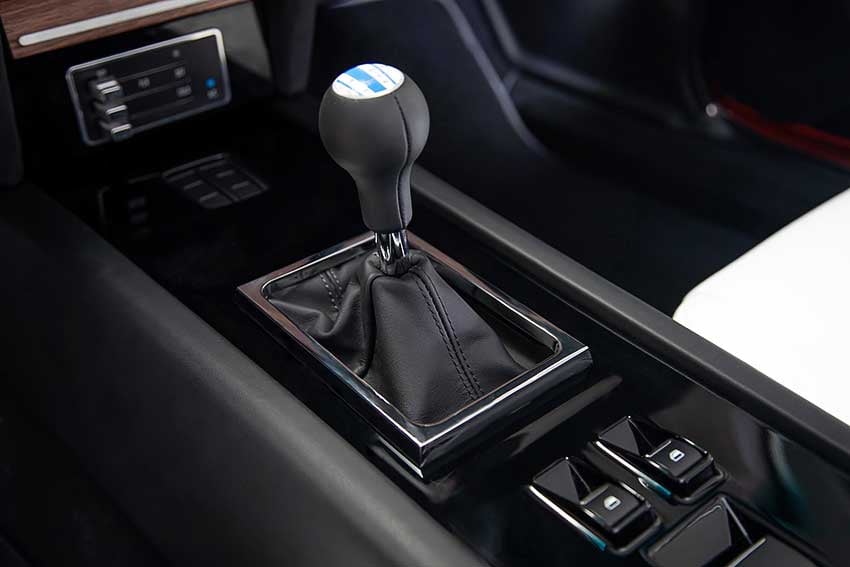 revology-1969-mustang-boss-429-restomod-10