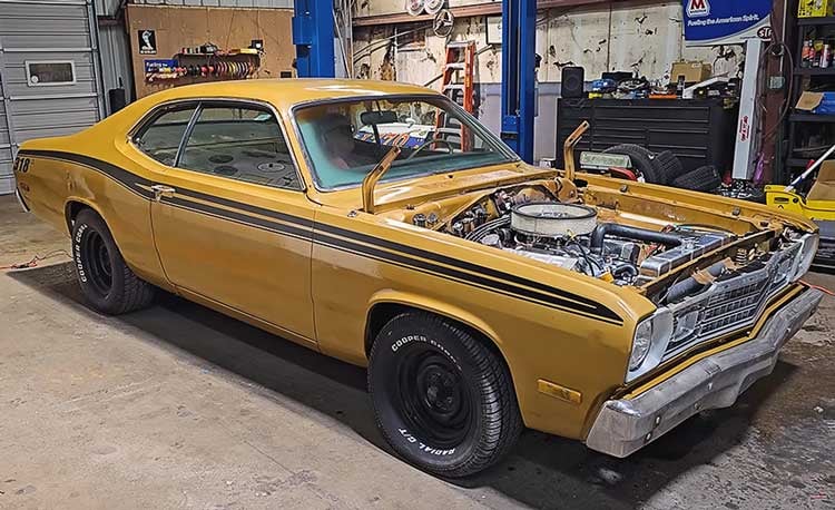 vice-grip-garage-1973-plymouth-duster-03