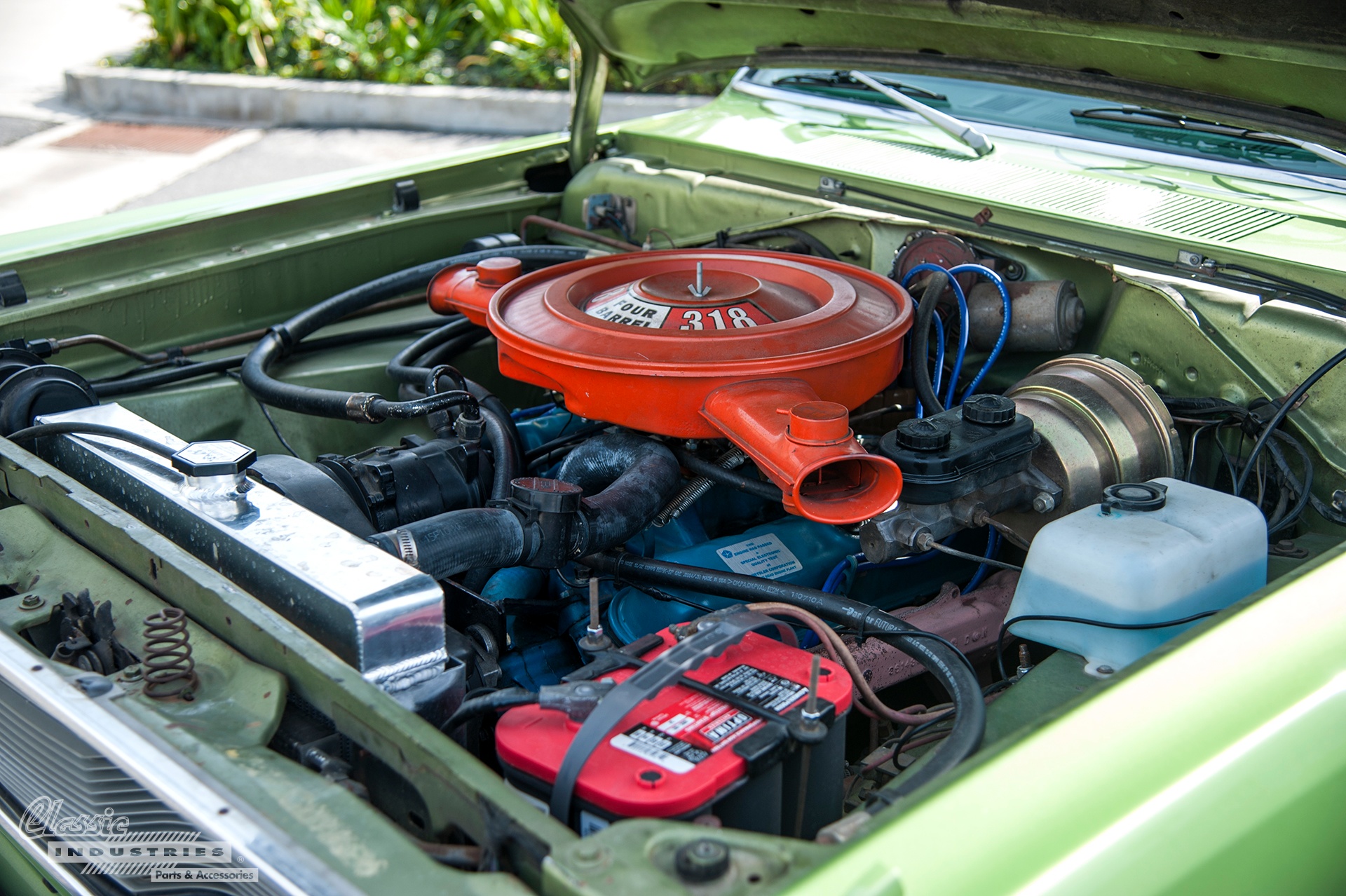 72 Valiant Engine