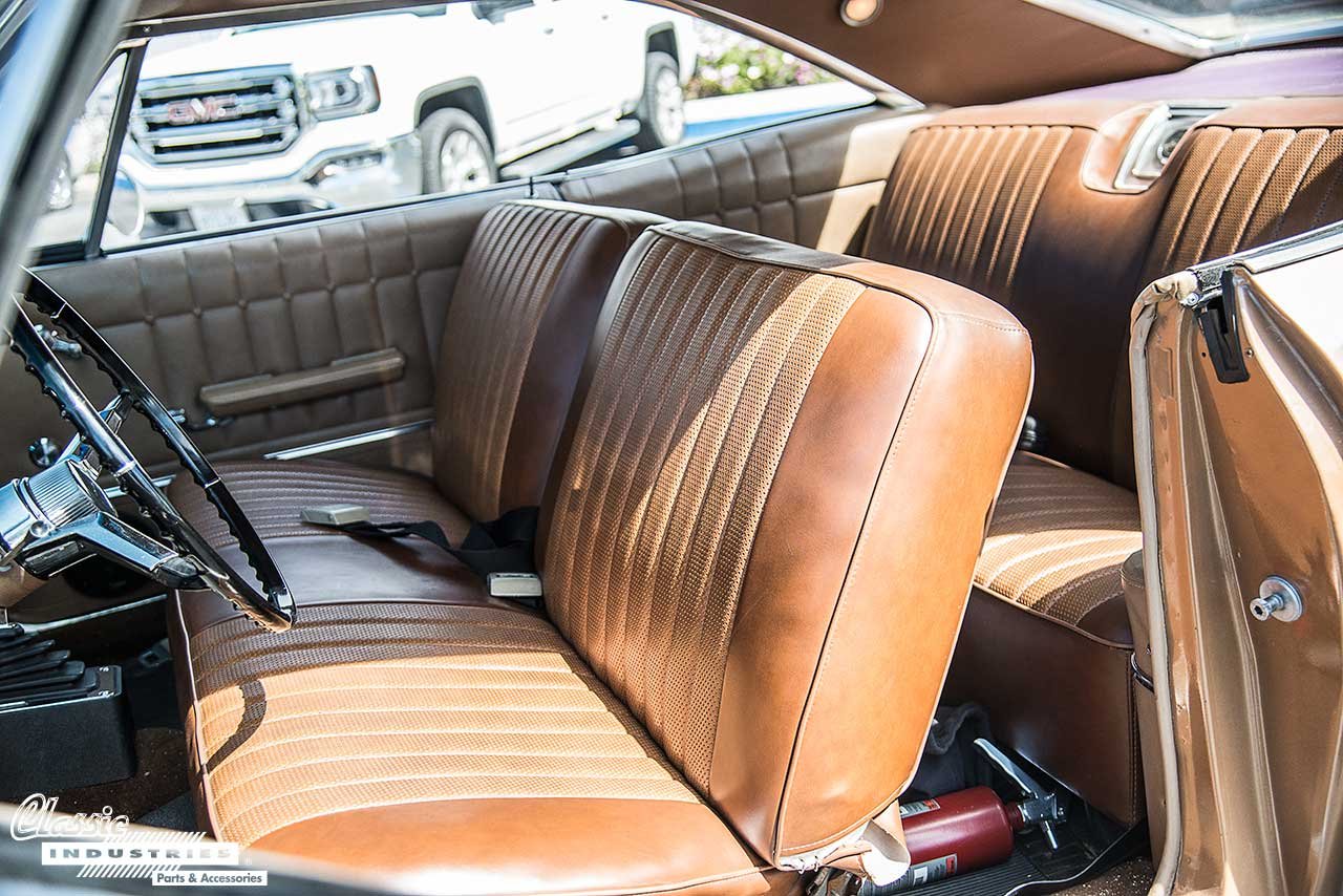 65-Impala-Gold-Interior