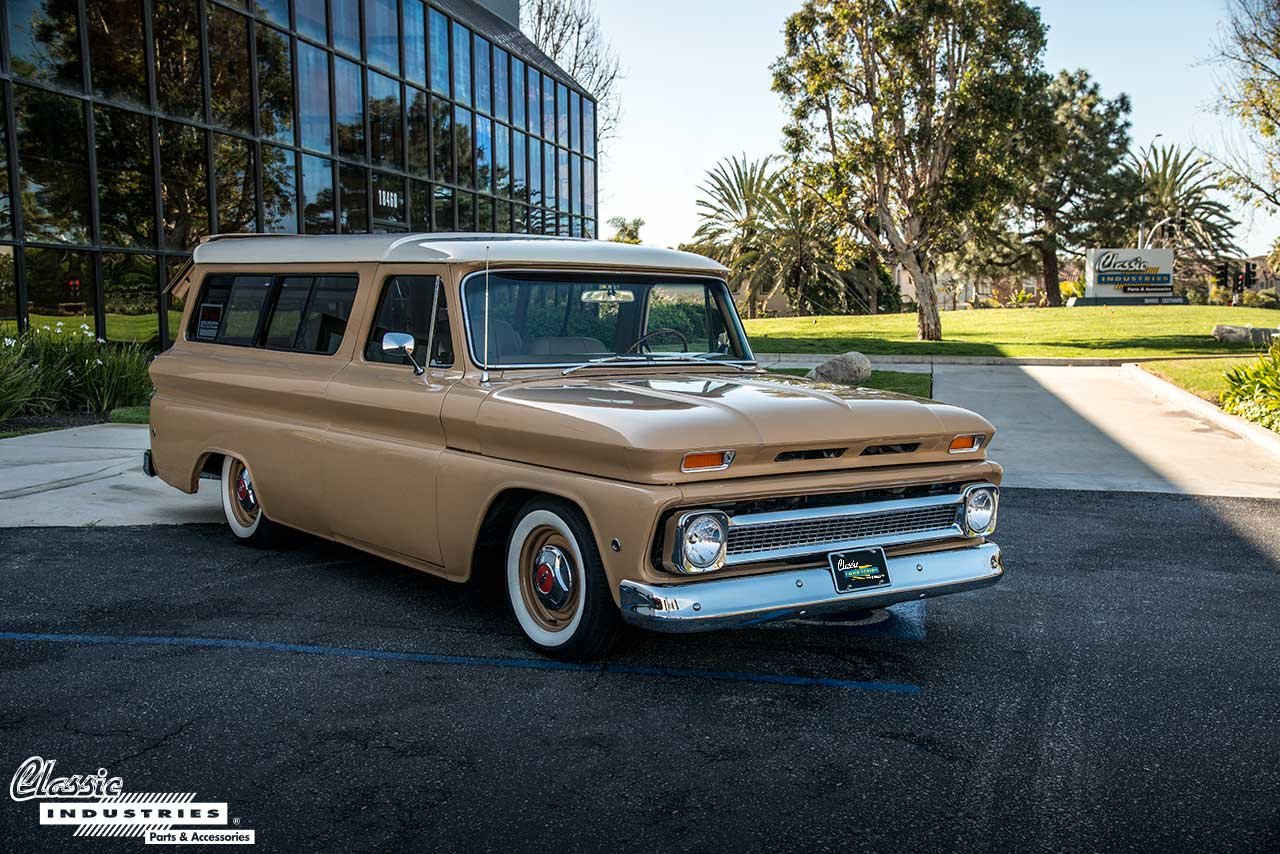 1966 Chevy Suburban Old School Suv