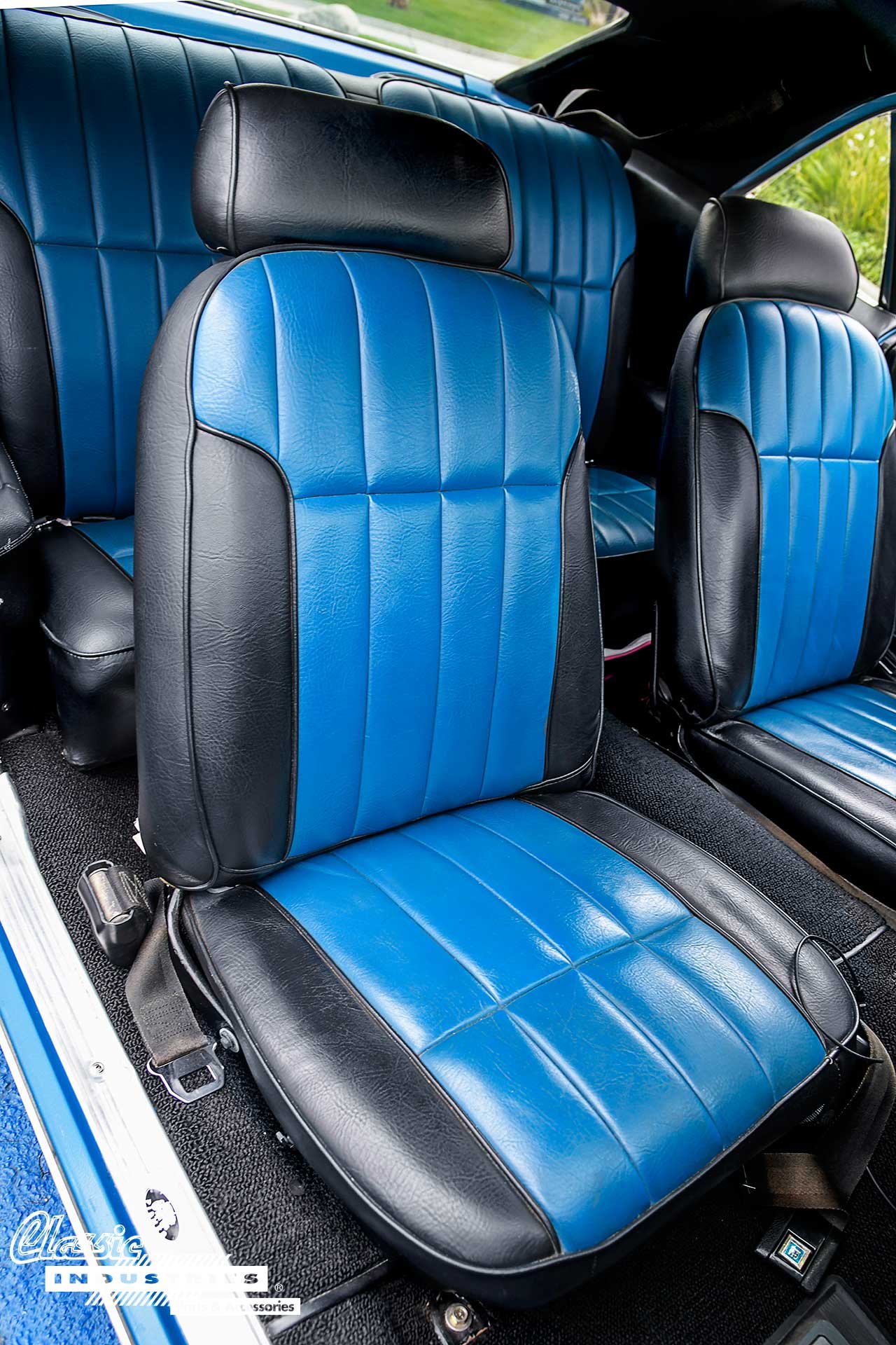 69-Firebird-Blue_Passenger-Seat