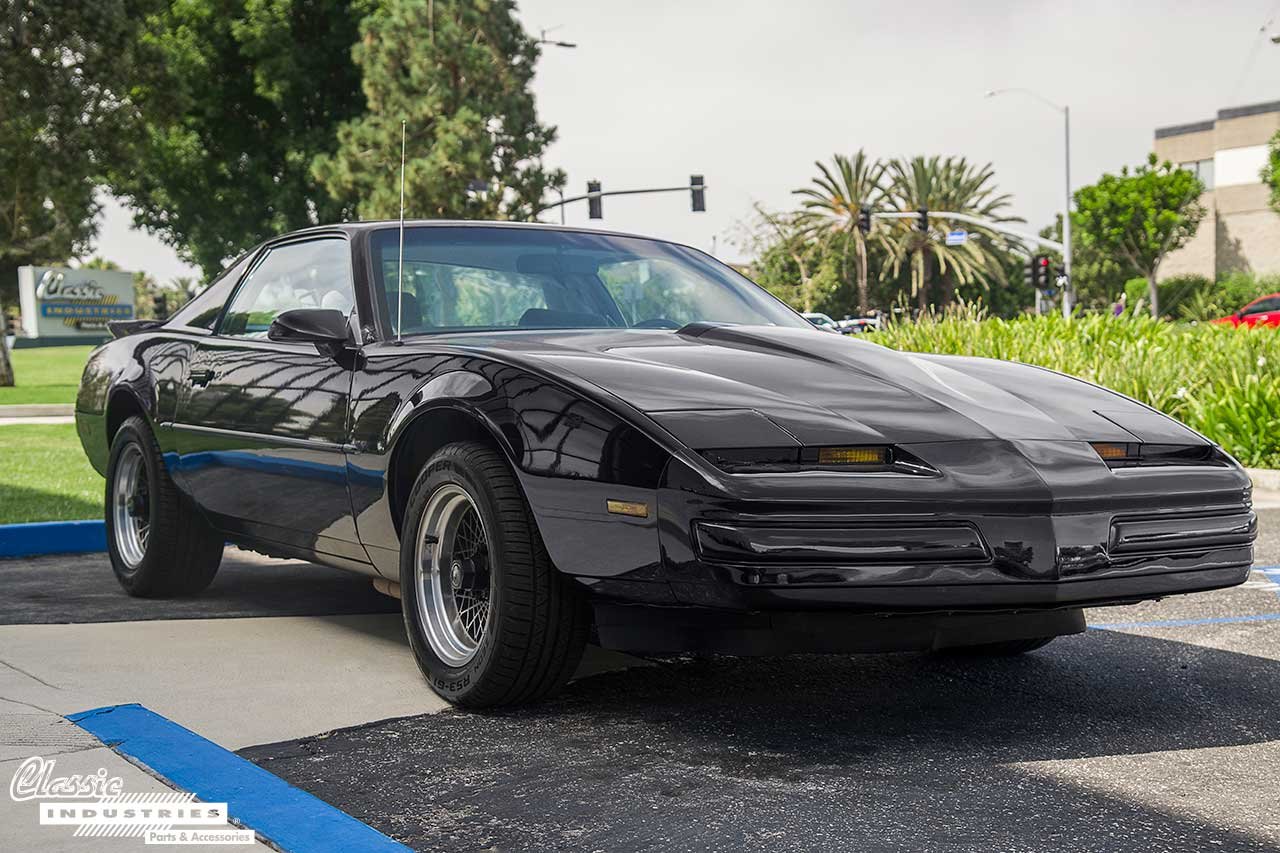 89-TransAm-Formula_FrontQuater