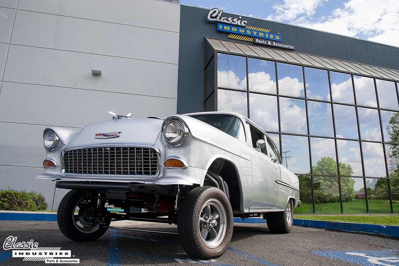 1955_Chevy_gasser_Building