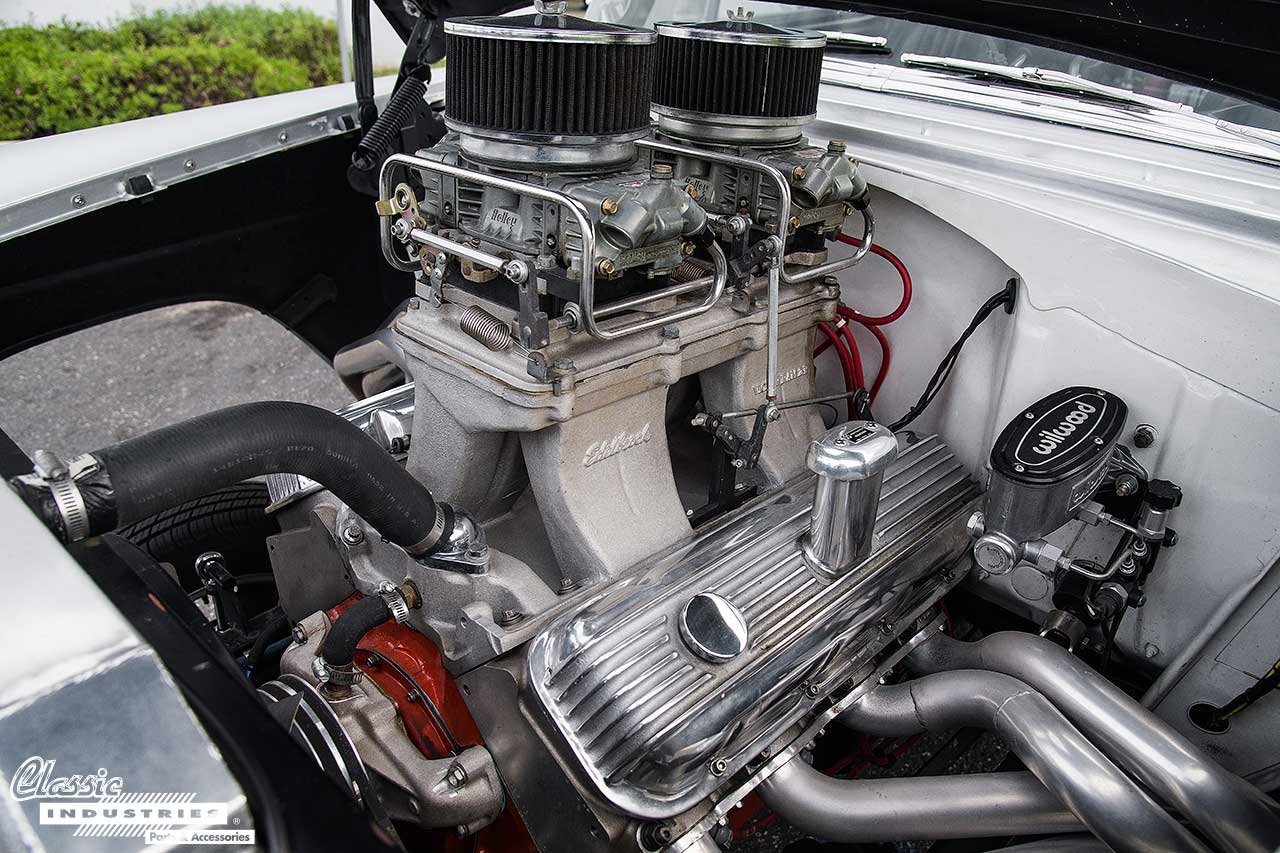 1955_Chevy_gasser_Engine