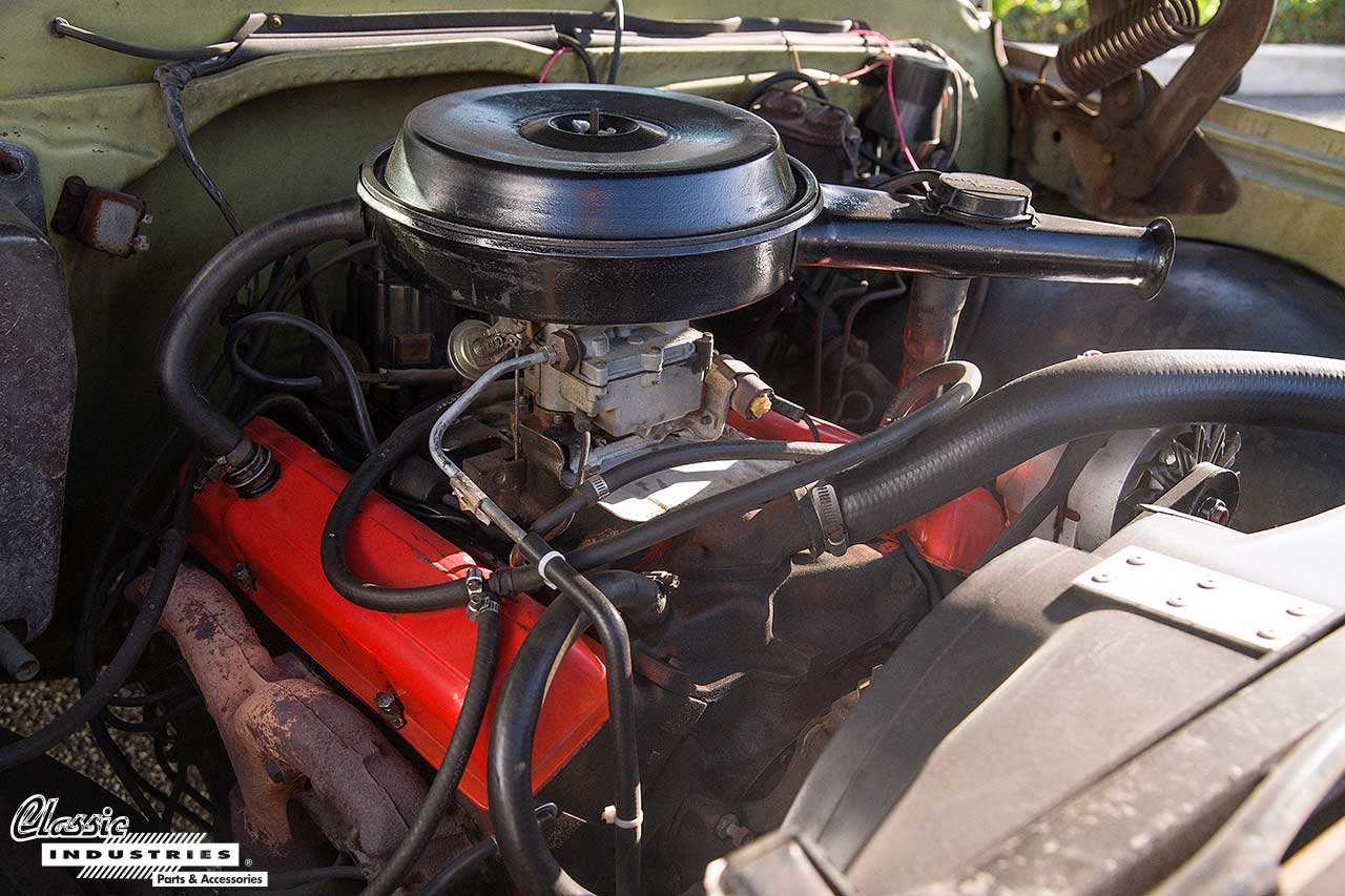 70-C10-Camper_Engine