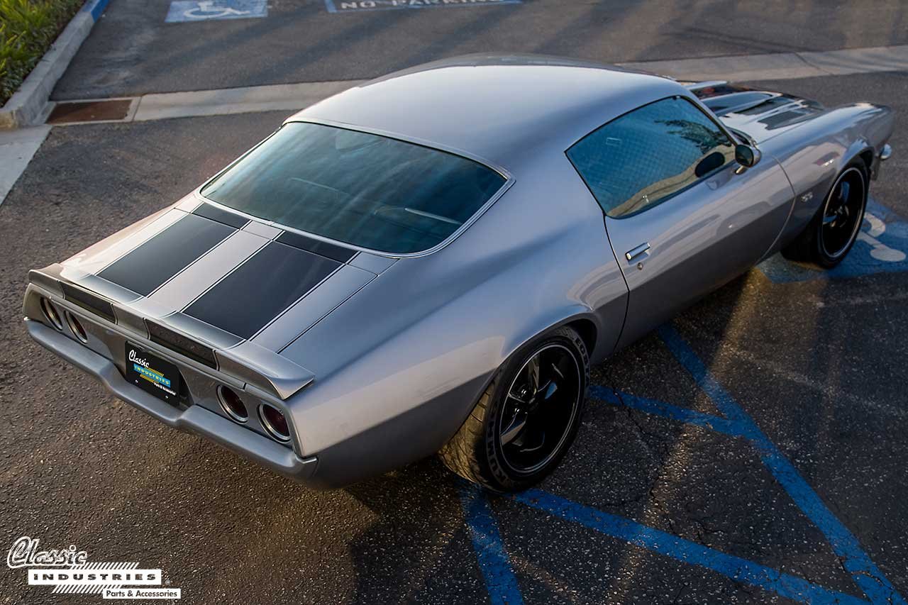 72-Camaro_BackQuarter