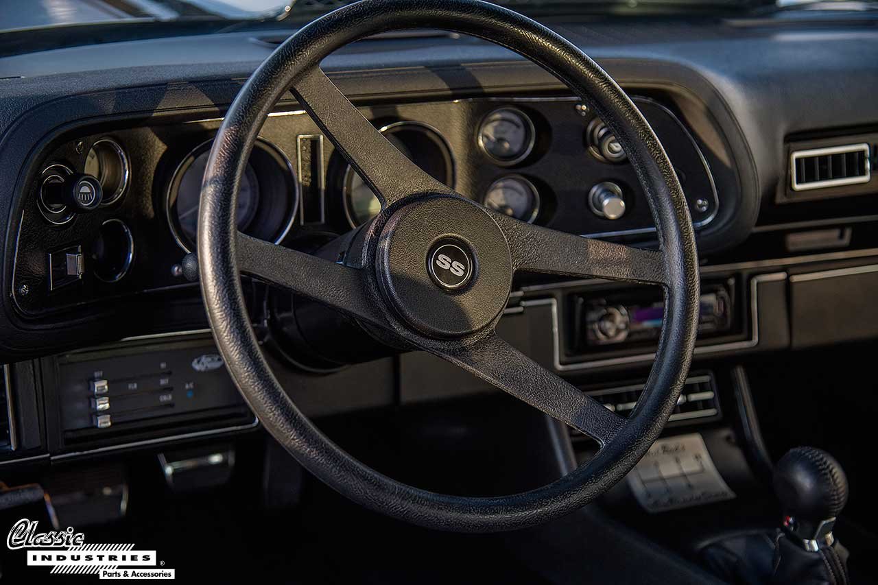 72-Camaro_SteeringWheel