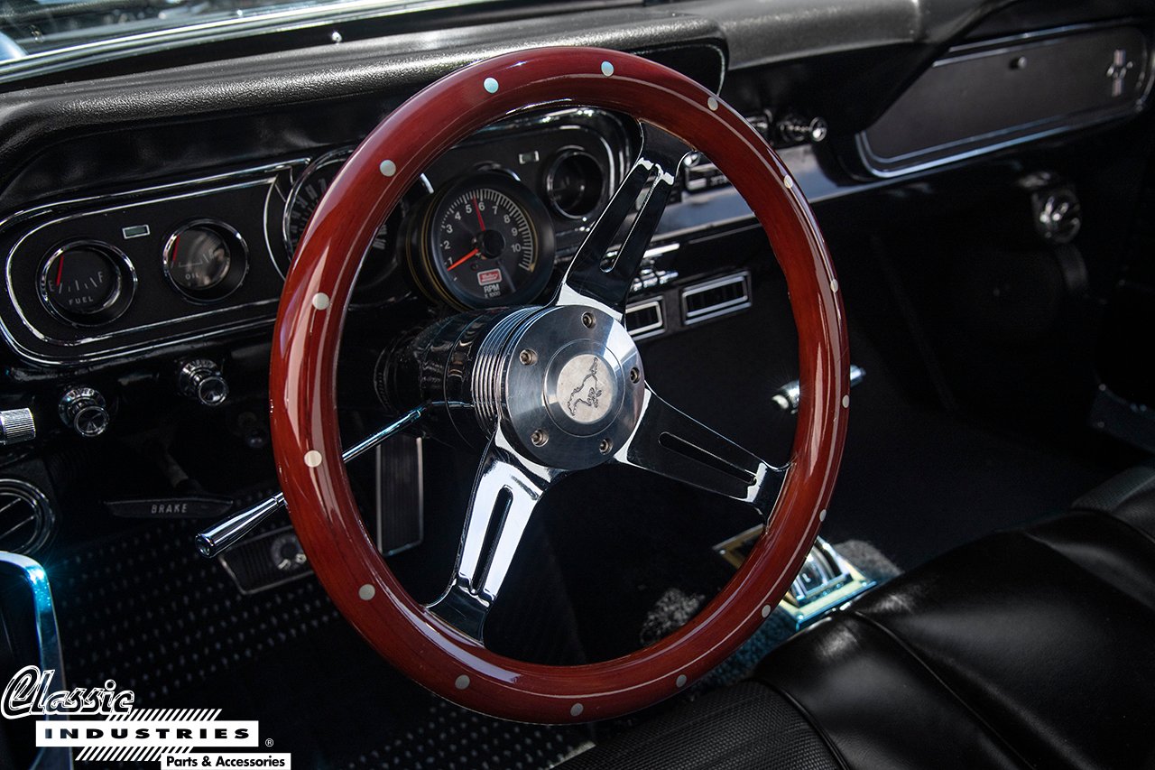 66MustangBLK_SteeringWheel